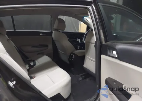 2022 Kia Sportage Lx z USA, uszkodzony, nr VIN KNDPM3AC2N7978978